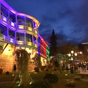  Апартаменты In Old Orbeliani Square